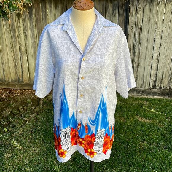 Sideout Men's Sz Small Button Up Short Sleeve Shirt Hawaiian Floral Flames Gray - Picture 1 of 10